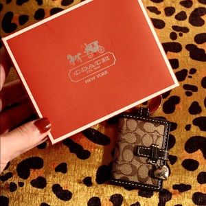Coach Signature Photo Frame Keychain